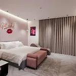Vyan Lux Hotel