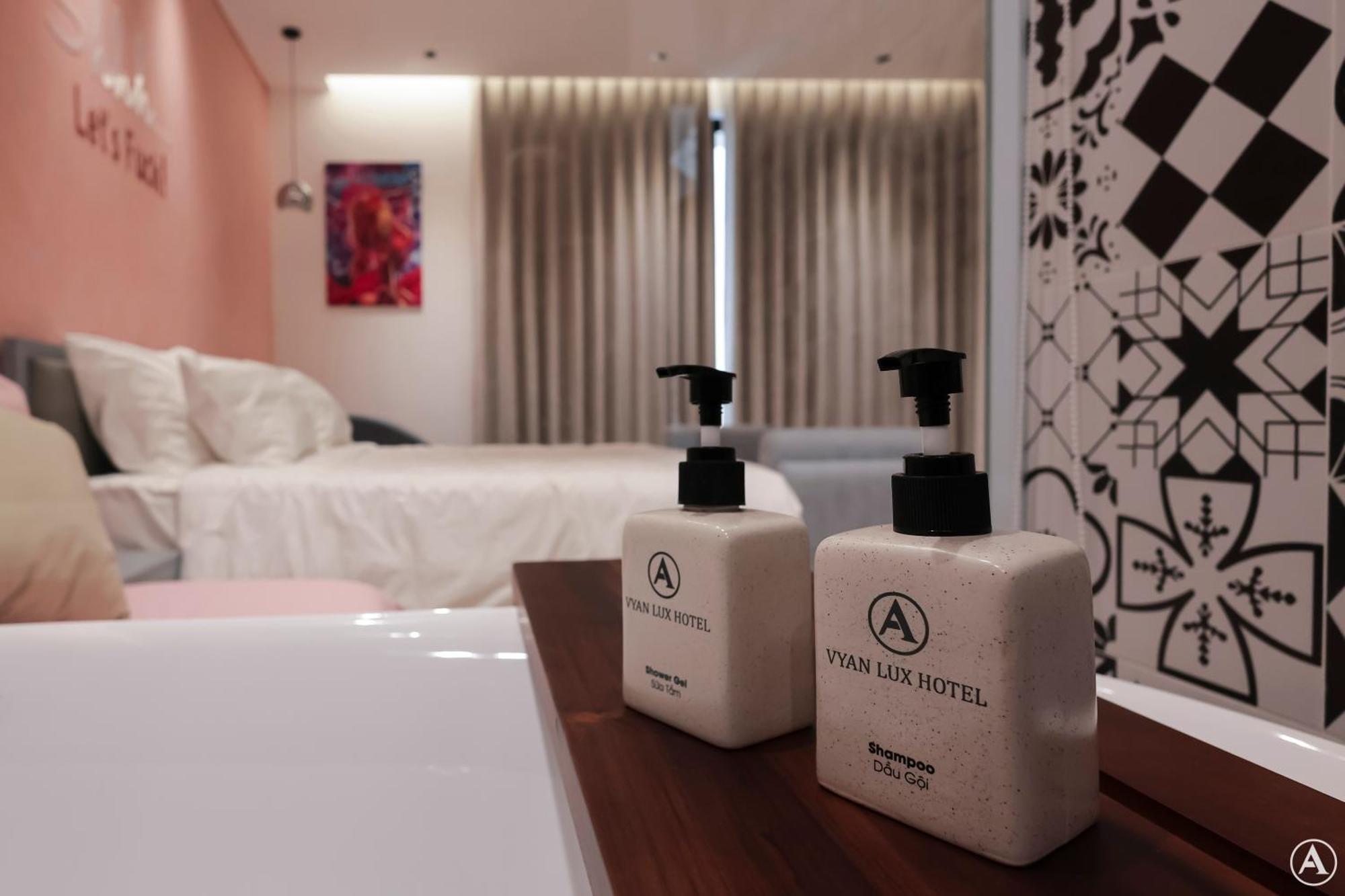 Hotel Vyan Lux Ho Chi Minh City