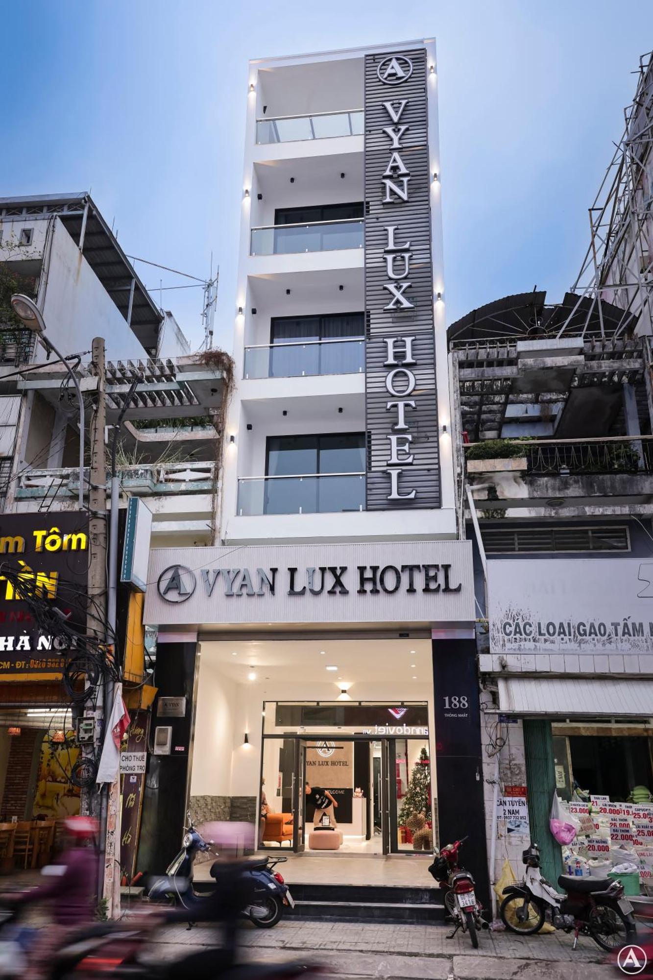 Vyan Lux 2* Ho Chi Minh City