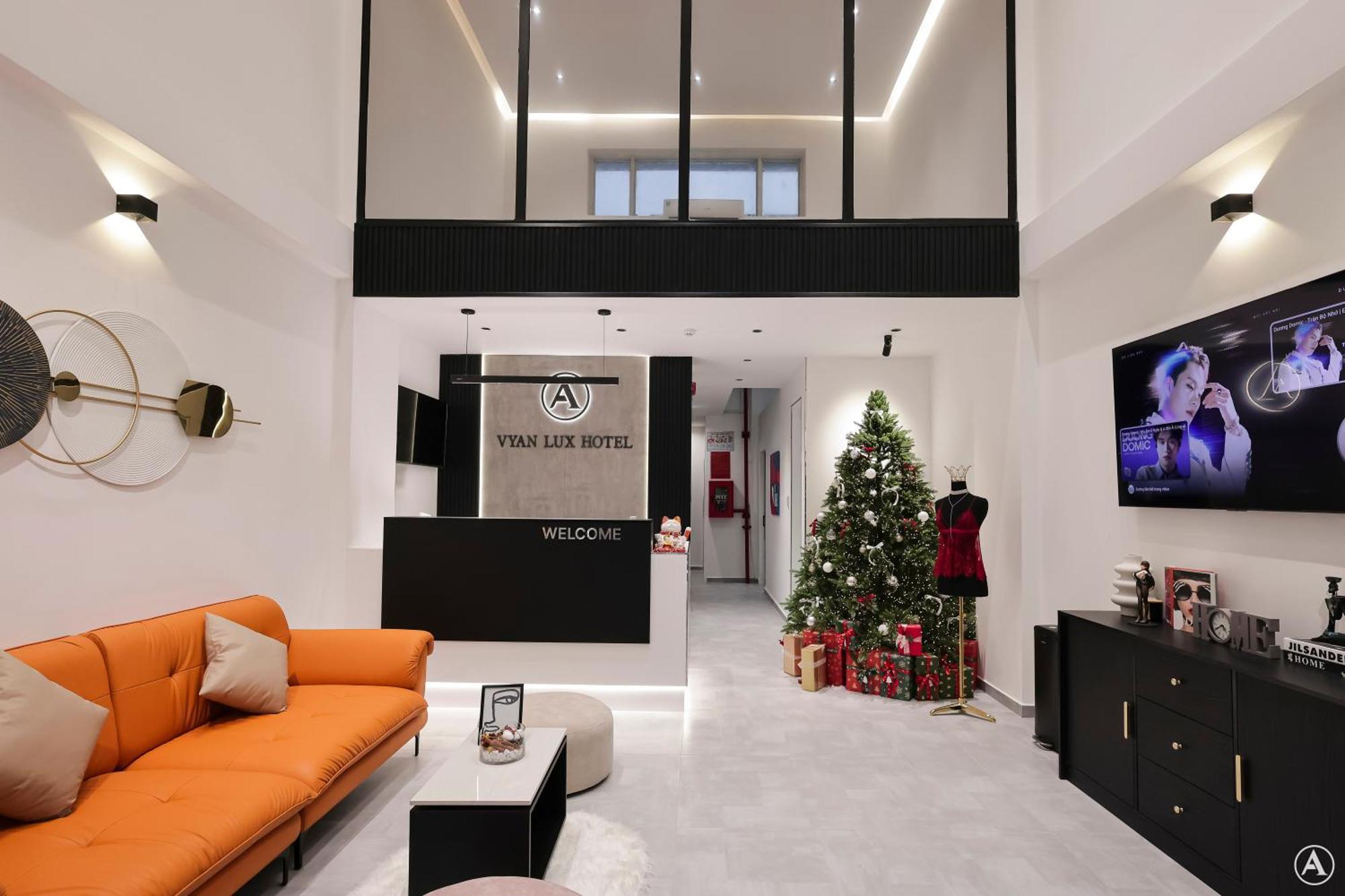 Vyan Lux Hotel 2*